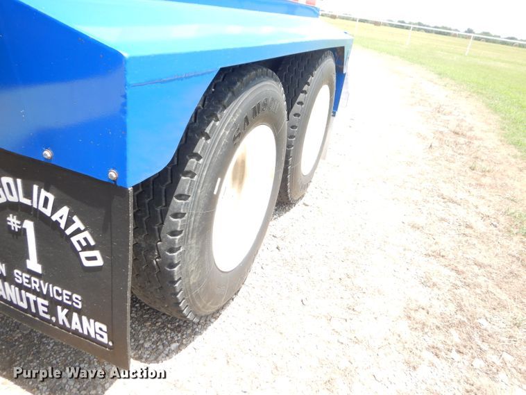 image for item ED9413 2007 Tank trailer