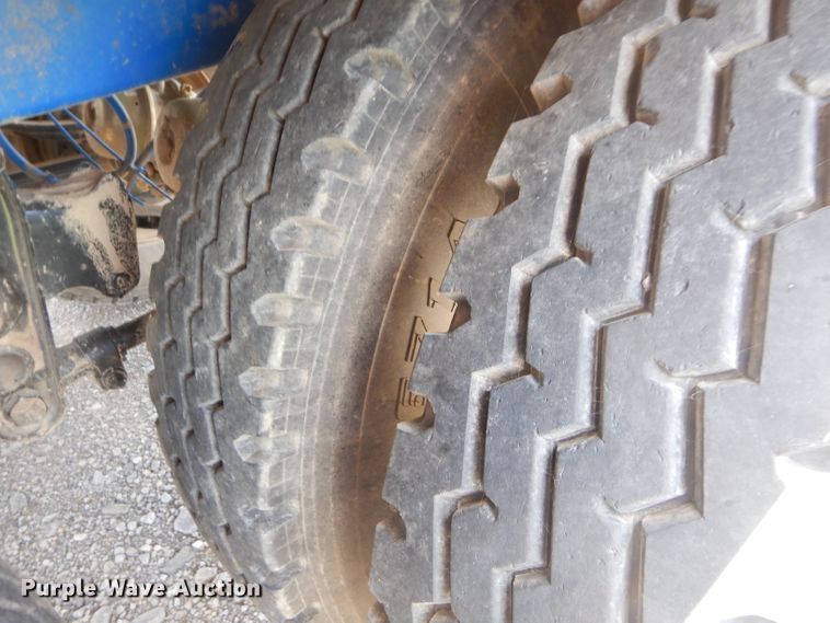 image for item ED9413 2007 Tank trailer