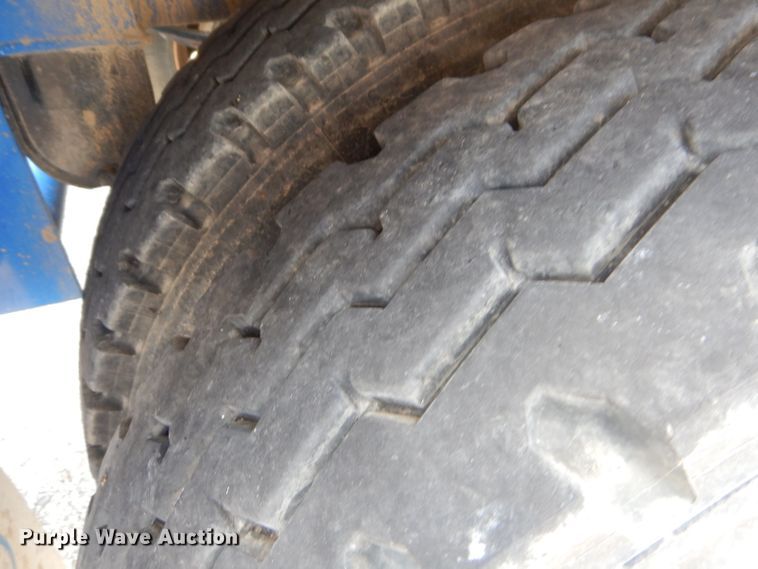 image for item ED9413 2007 Tank trailer