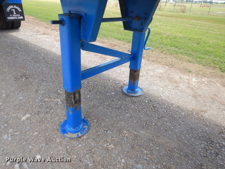 image for item ED9413 2007 Tank trailer