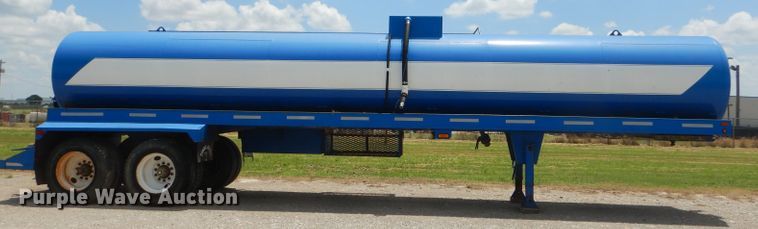 image for item ED9415 2008 Frontier tank trailer