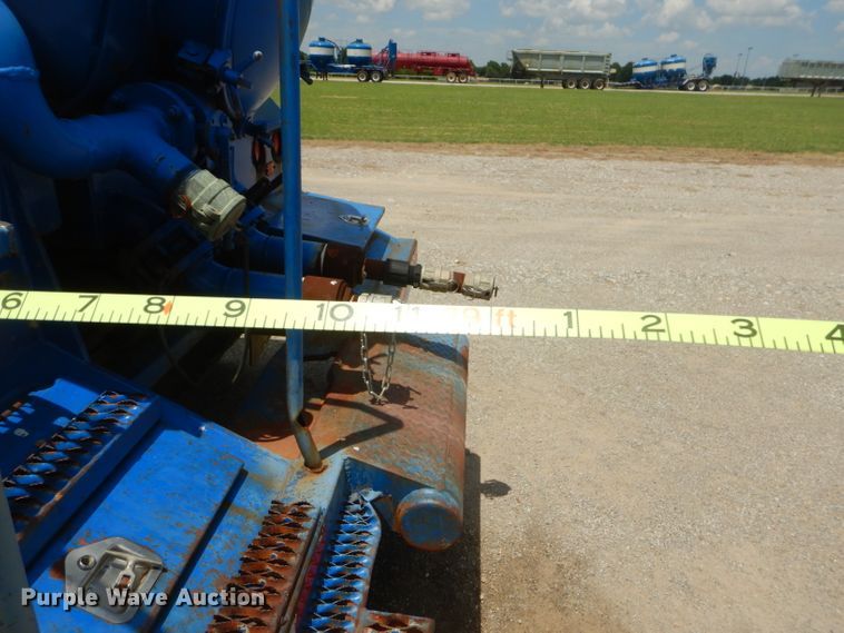 image for item ED9415 2008 Frontier tank trailer