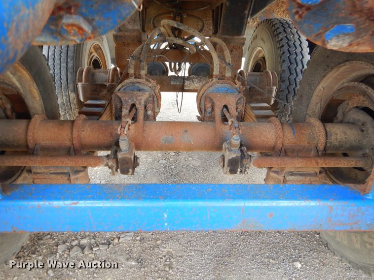 image for item ED9415 2008 Frontier tank trailer