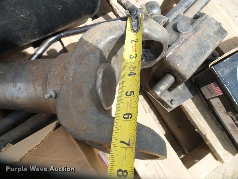 Spicer 1241C four speed auxiliary transmission in Weston, CO Item EP9635 sold Purple Wave