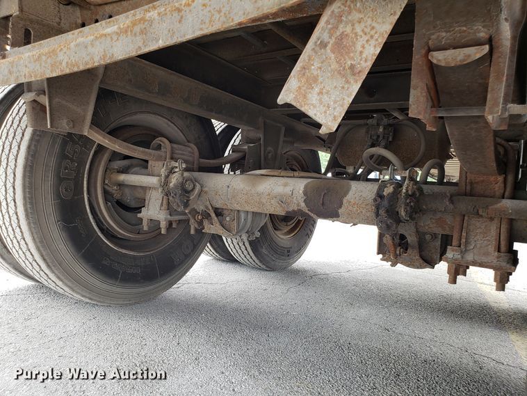 image for item ET9760 1998 Utility VS2R refrigerated dry van trailer