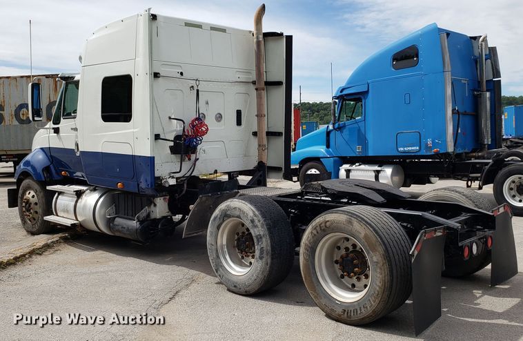 image for item ET9761 2010 International ProStar semi truck