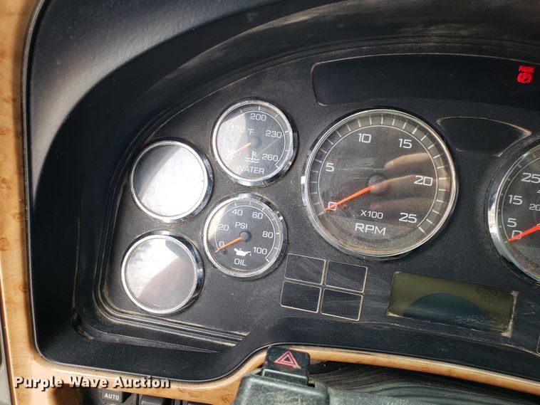 image for item ET9761 2010 International ProStar semi truck