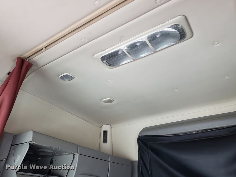 image for item ET9761 2010 International ProStar semi truck