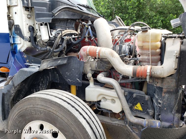 image for item ET9761 2010 International ProStar semi truck