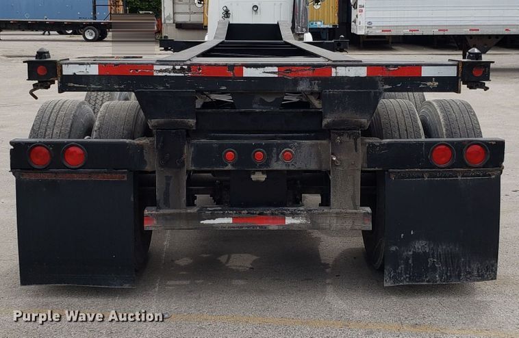 image for item ET9764 2001 Cheetah container chassis trailer