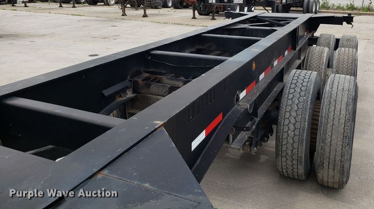 image for item ET9764 2001 Cheetah container chassis trailer