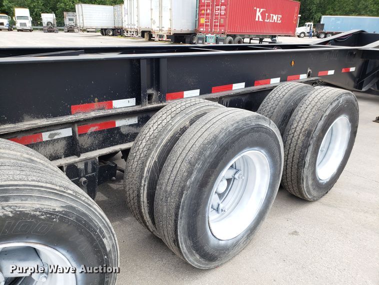 image for item ET9764 2001 Cheetah container chassis trailer