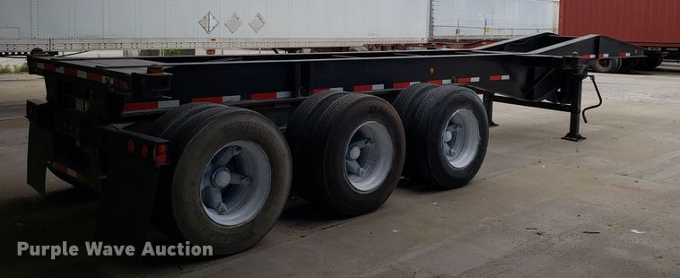 image for item ET9766 2001 Cheetah container chassis trailer