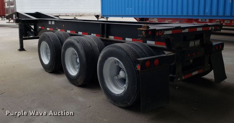 image for item ET9766 2001 Cheetah container chassis trailer
