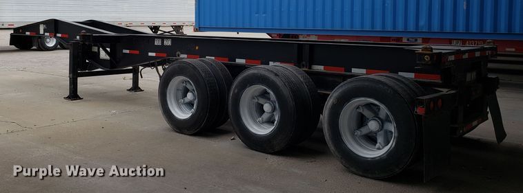 image for item ET9766 2001 Cheetah container chassis trailer