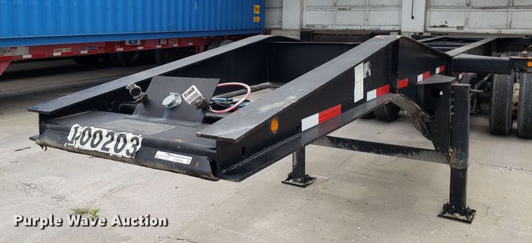 image for item ET9766 2001 Cheetah container chassis trailer