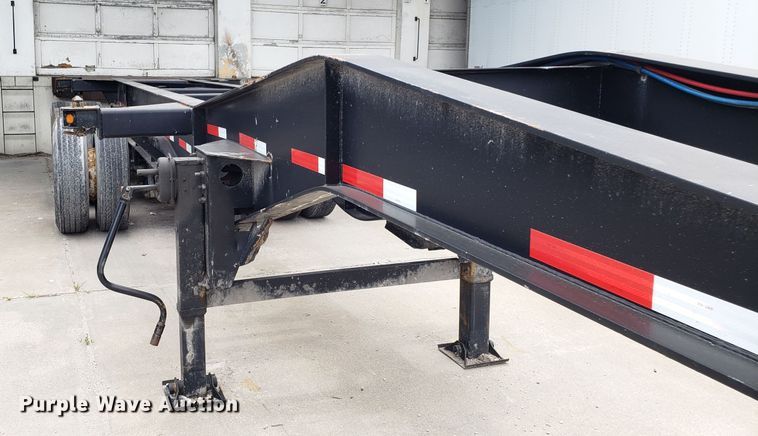 image for item ET9766 2001 Cheetah container chassis trailer