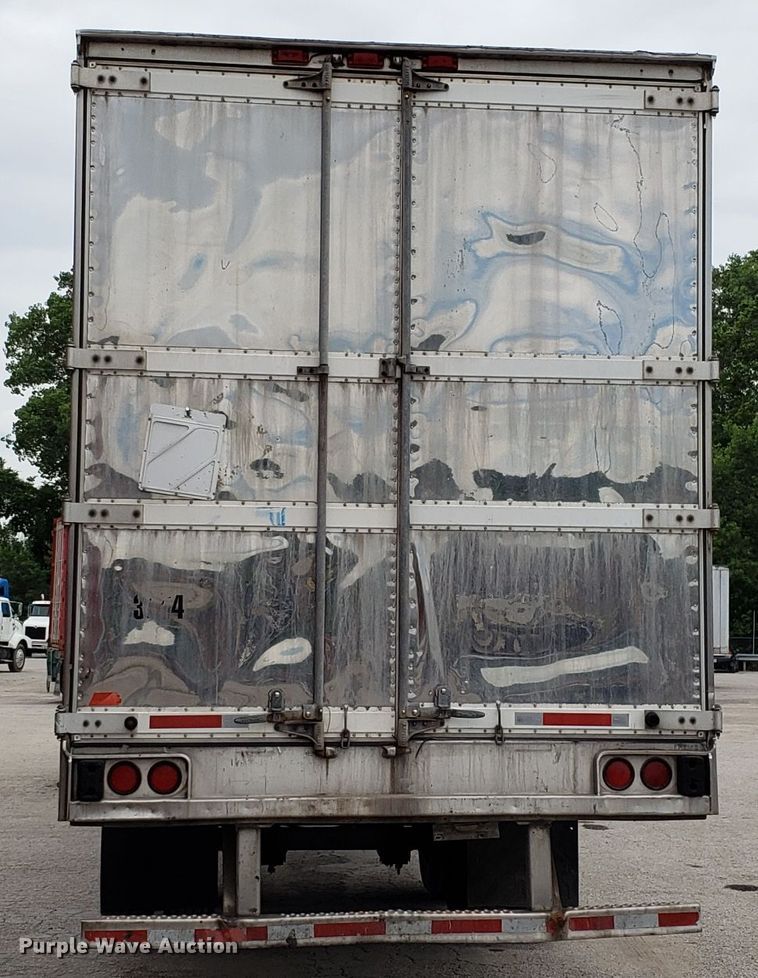 image for item ET9767 1999 Utility VS2R dry van trailer