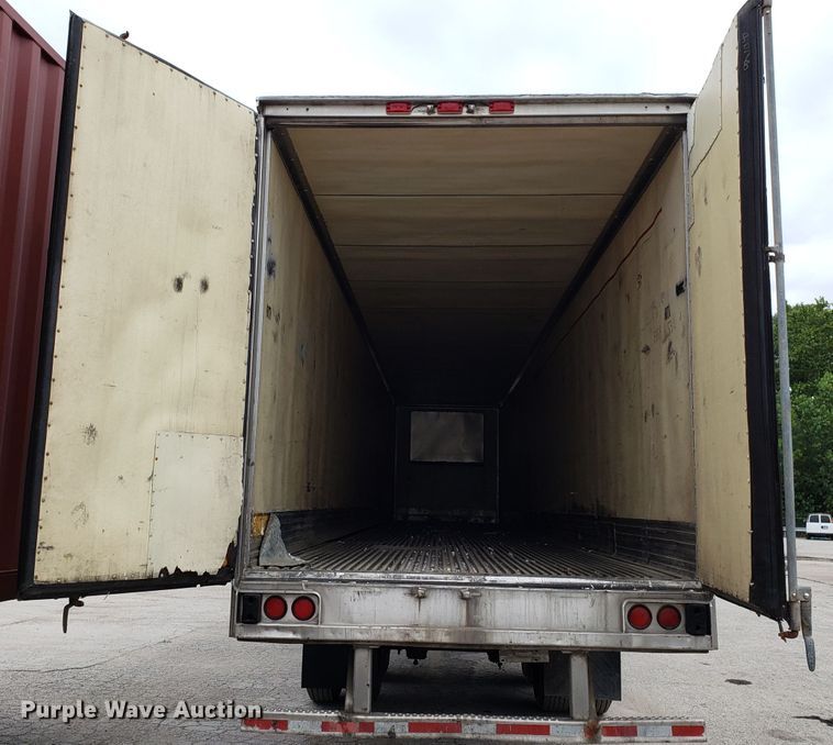 image for item ET9767 1999 Utility VS2R dry van trailer