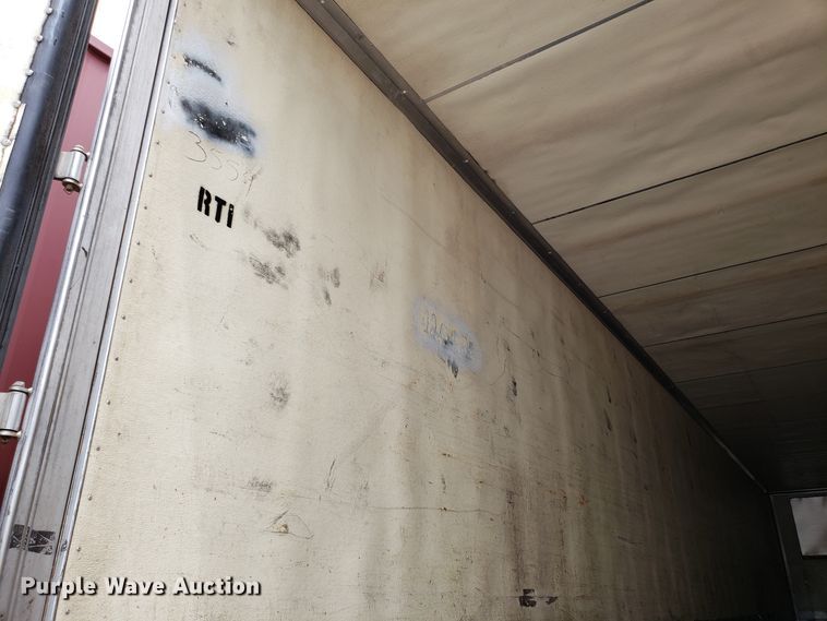 image for item ET9767 1999 Utility VS2R dry van trailer