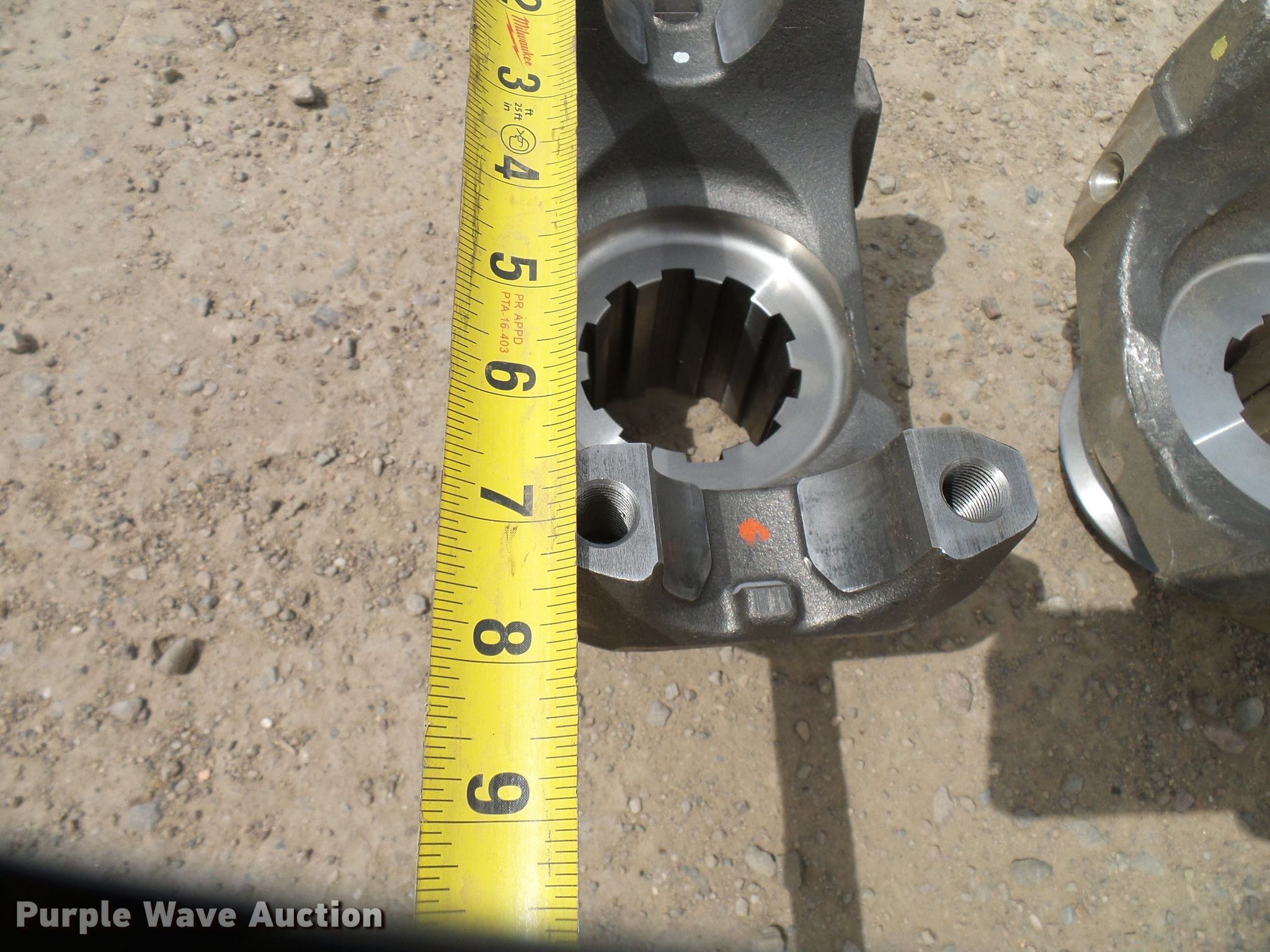 Spicer 1241C four speed auxiliary transmission in Weston, CO Item EP9635 sold Purple Wave