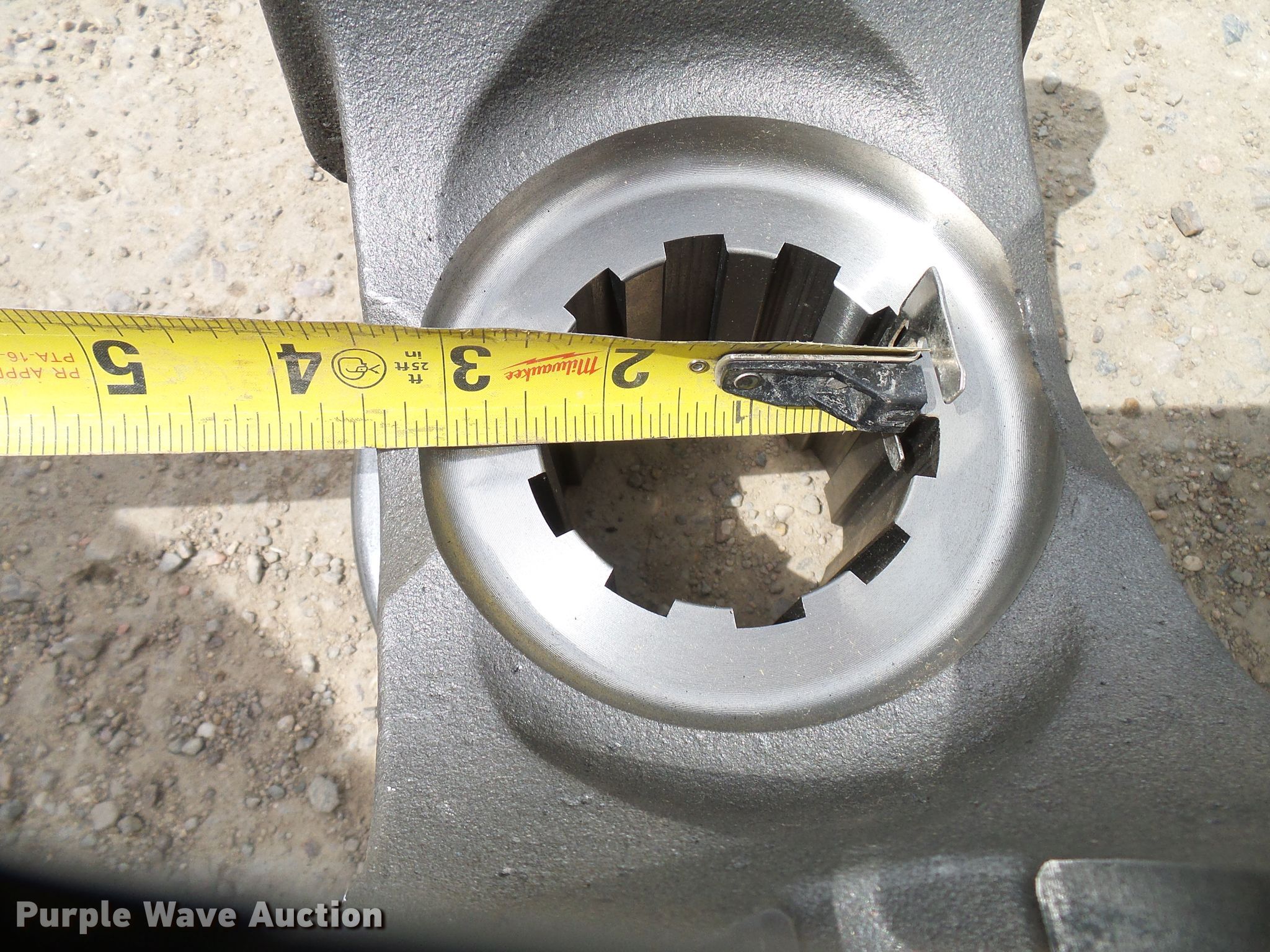 Spicer 1241C four speed auxiliary transmission in Weston, CO Item EP9635 sold Purple Wave