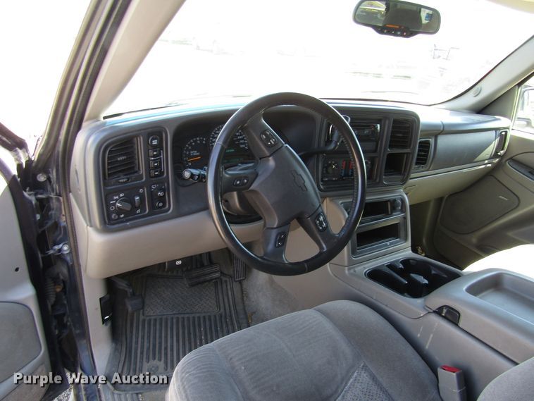 image for item DB4955 2005 Chevrolet Tahoe SUV