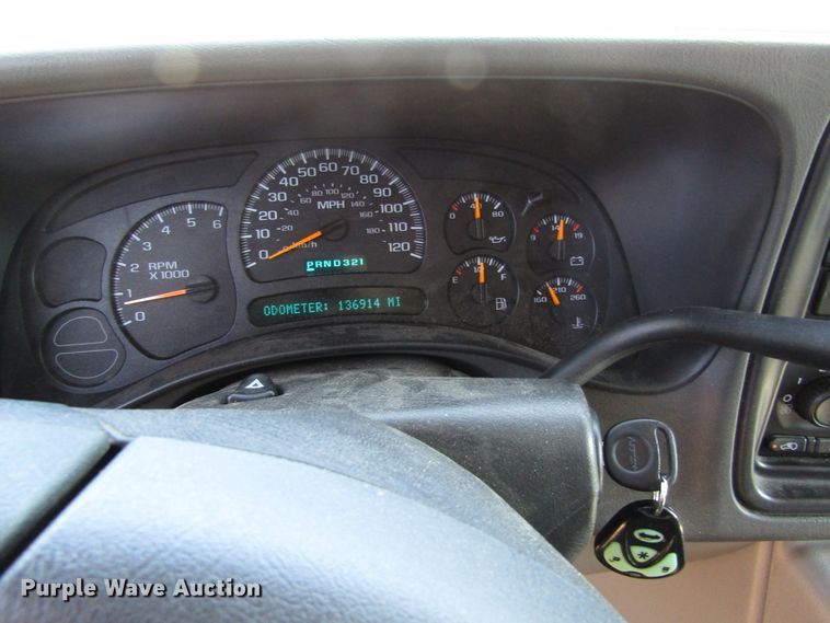 image for item DB4955 2005 Chevrolet Tahoe SUV