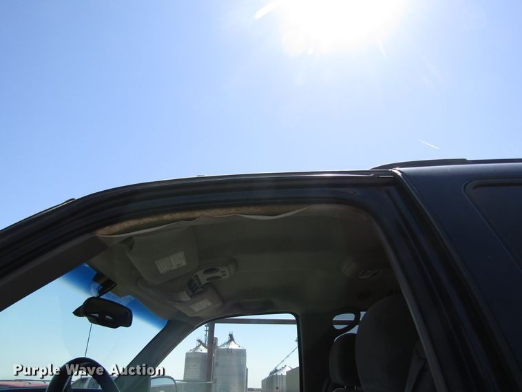 image for item DB4955 2005 Chevrolet Tahoe SUV