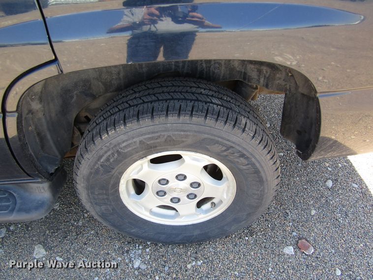 image for item DB4955 2005 Chevrolet Tahoe SUV