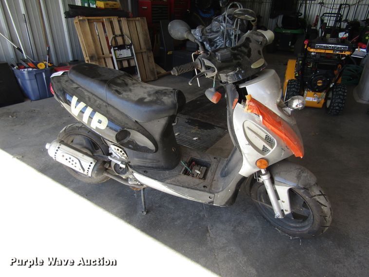 image for item DB4964 2011 Kingring C1XI moped