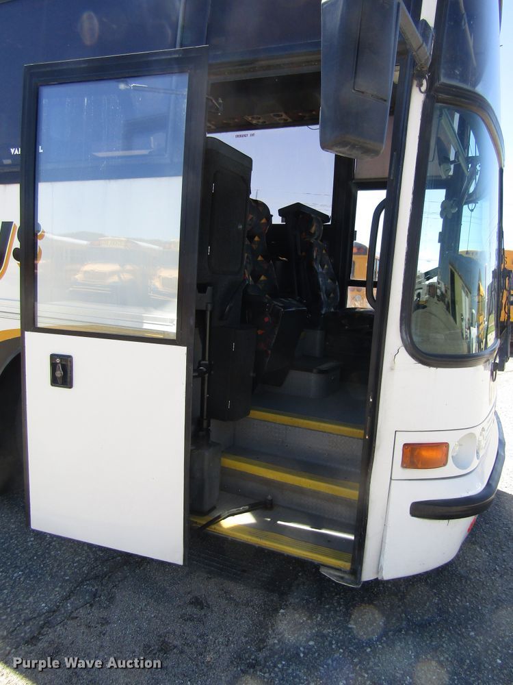 image for item DB4966 1998 Van Hool T940 coach bus