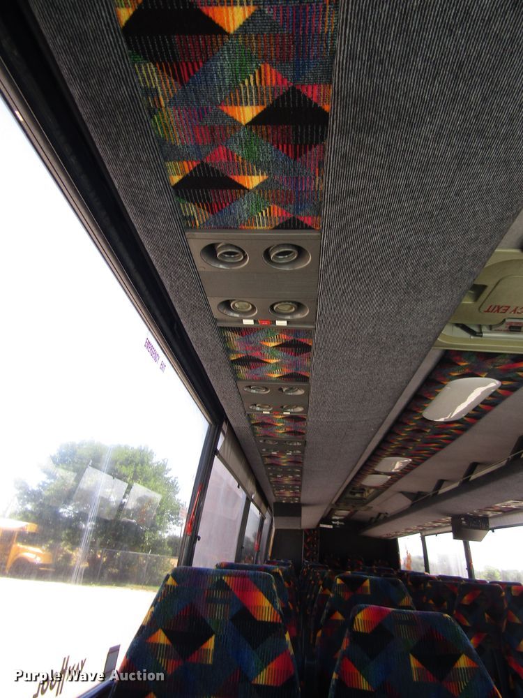 image for item DB4966 1998 Van Hool T940 coach bus