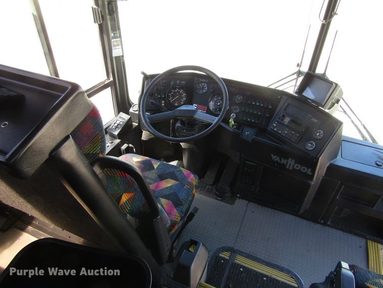 image for item DB4966 1998 Van Hool T940 coach bus