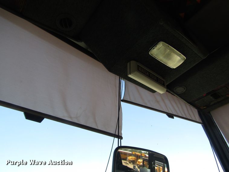 image for item DB4966 1998 Van Hool T940 coach bus