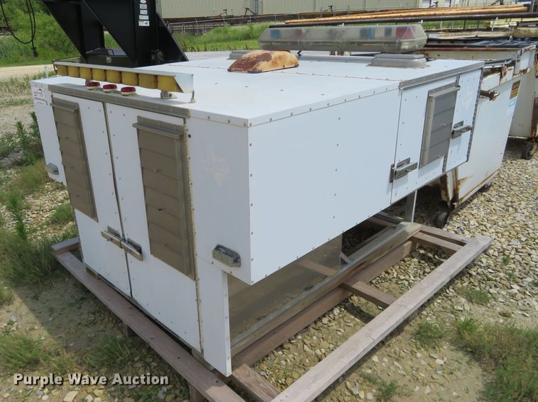 image for item DD7095 Aluminum animal control box