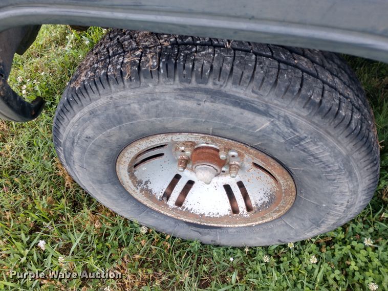 image for item DD7098 1991 Dodge D150 pickup truck