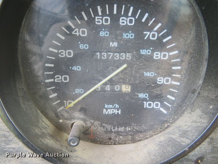 image for item DD7099 1992 Dodge D150 pickup truck