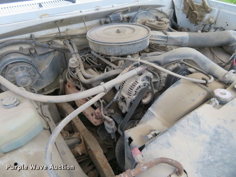 image for item DD7099 1992 Dodge D150 pickup truck