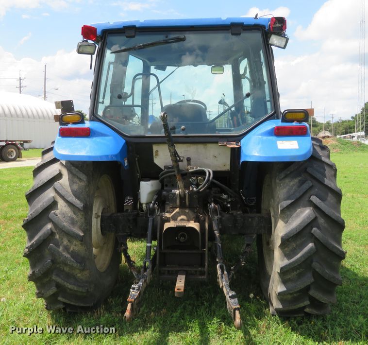 image for item DD7100 2007 New Holland TL100A tractor