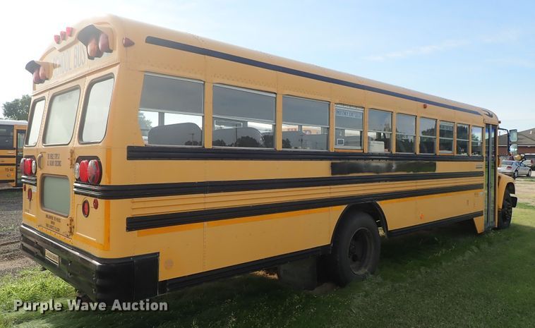 image for item DE5422 1998 Ford B800 Blue Bird school bus