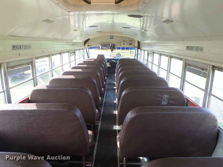 image for item DE5422 1998 Ford B800 Blue Bird school bus