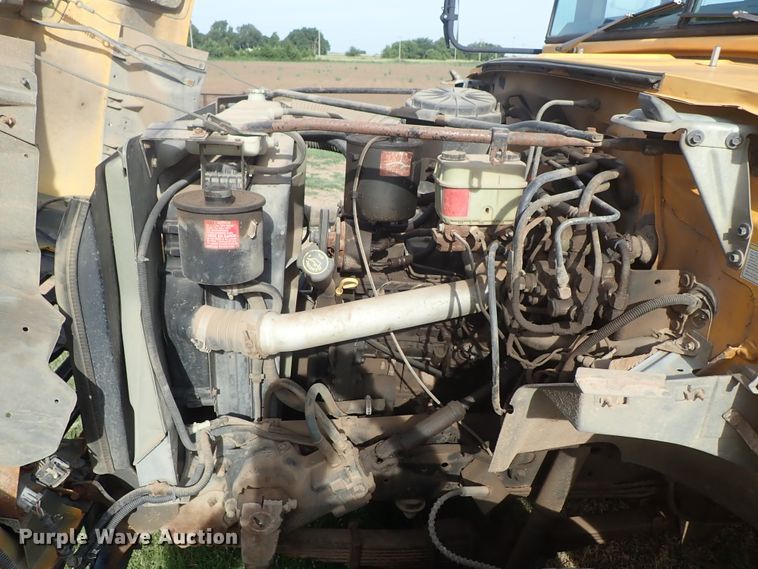 image for item DE5422 1998 Ford B800 Blue Bird school bus