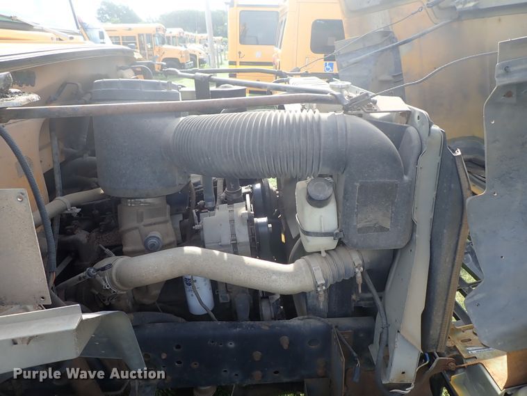 image for item DE5422 1998 Ford B800 Blue Bird school bus