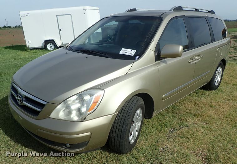 image for item DE5423 2007 Hyundai Entourage van