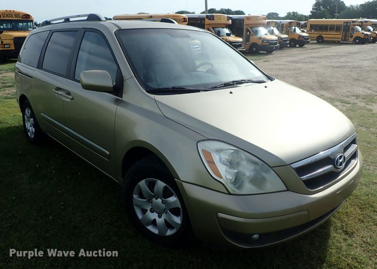 image for item DE5423 2007 Hyundai Entourage van