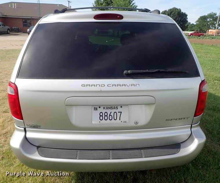 image for item DE5424 2001 Dodge Grand Caravan van