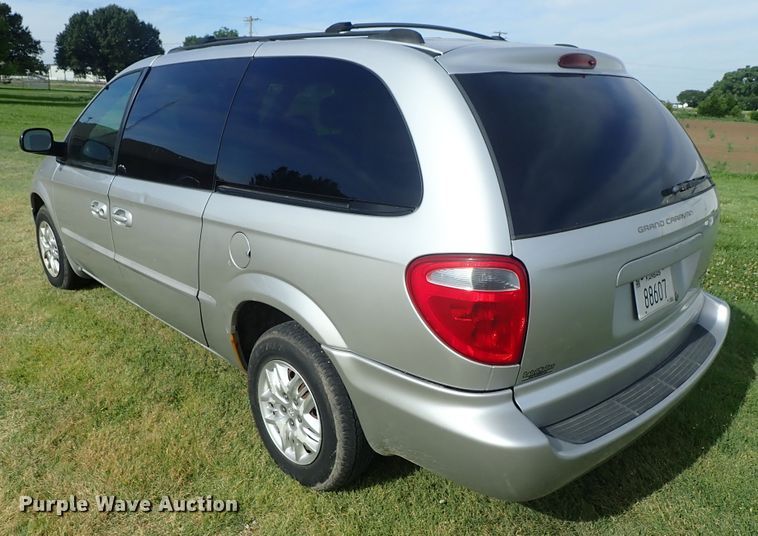 image for item DE5424 2001 Dodge Grand Caravan van
