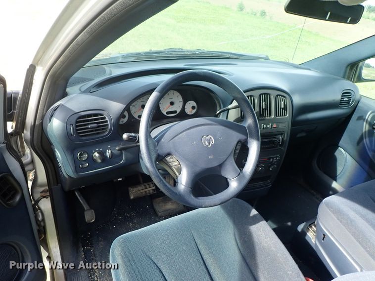 image for item DE5424 2001 Dodge Grand Caravan van