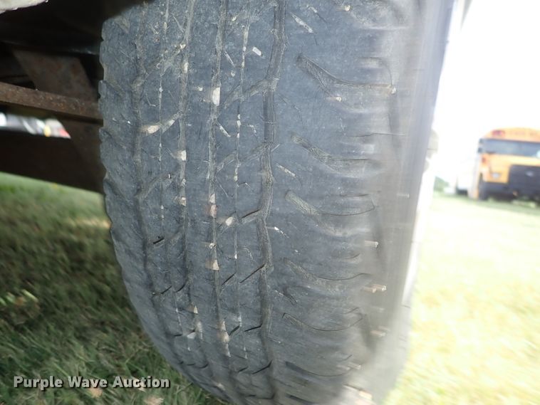 image for item DE5424 2001 Dodge Grand Caravan van